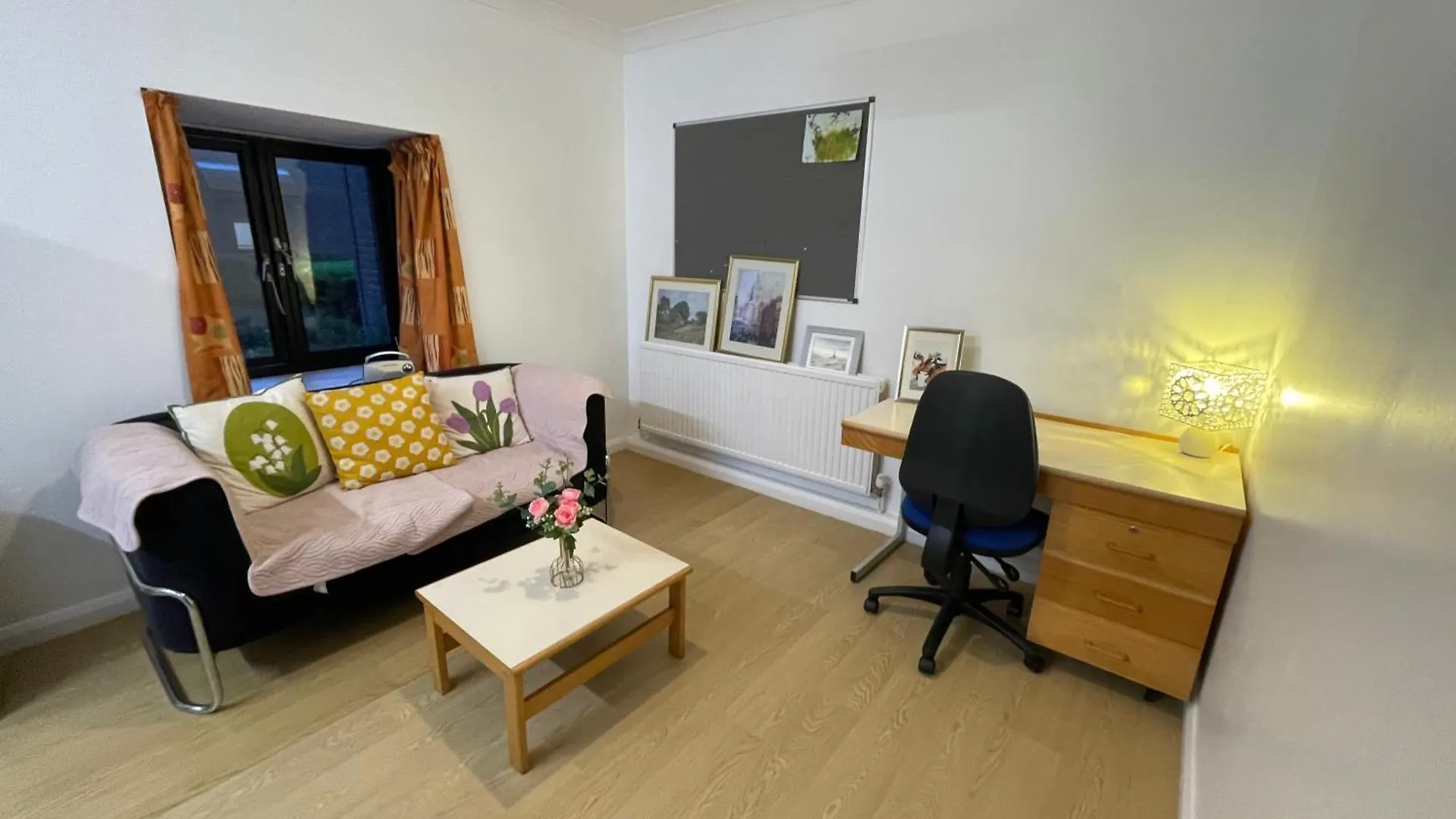 Bed & Breakfast Squirrels Lodge Bournemouth Christchurch & Poole United Kingdom